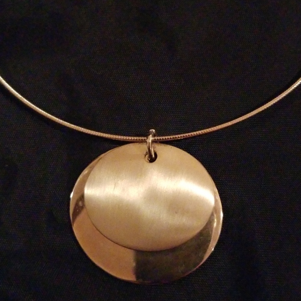 Necklace - Picture 2 of 2